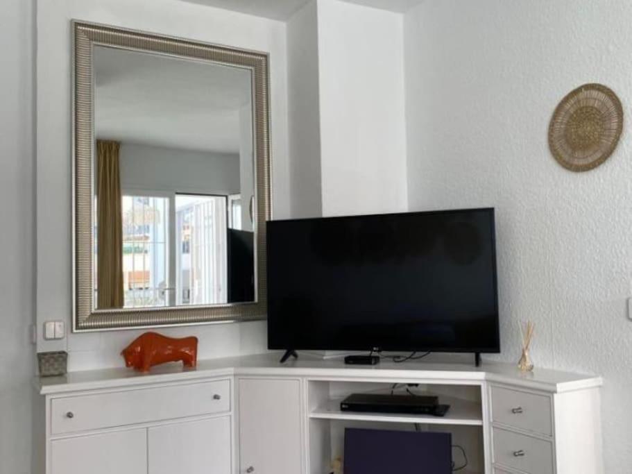Belissimo Apartment 2 Bedrooms With Patio By Namaste Elite Торемолинос Екстериор снимка
